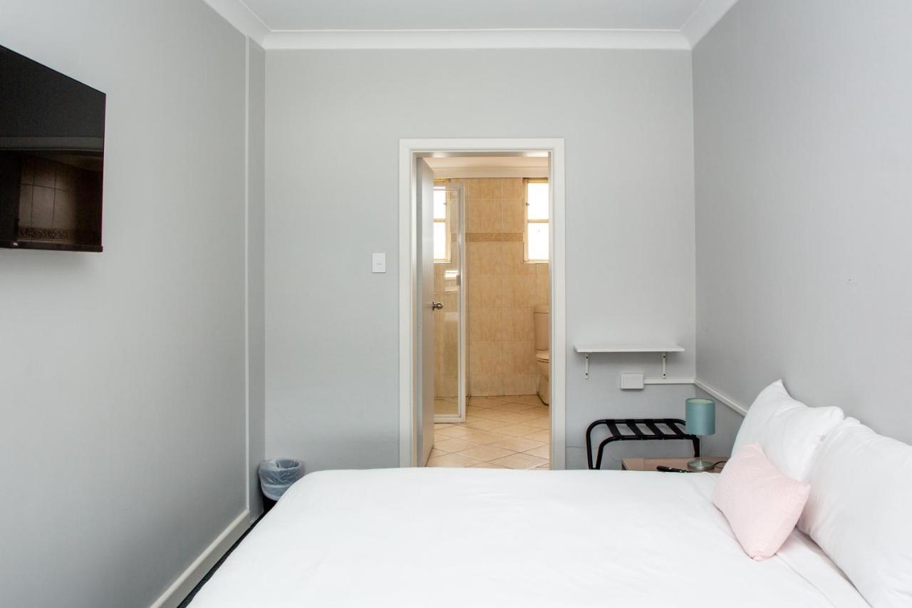 Five Island Hotel Cringila Екстер'єр фото